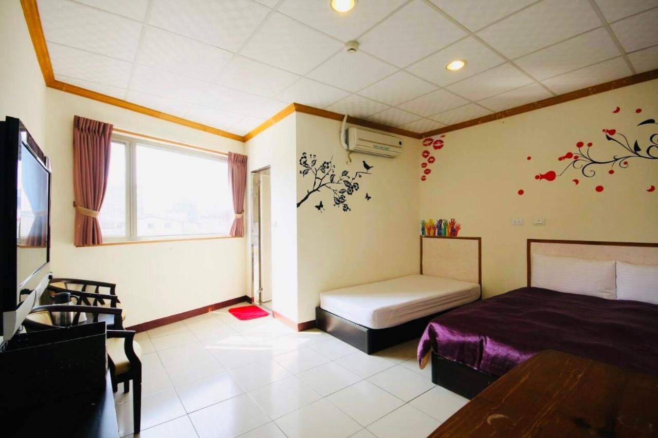 יוצ'י Sunmoonlake Sunflower House מראה חיצוני תמונה